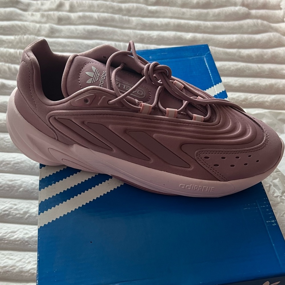 Adidas - Ozelia Sneakers - Mauve